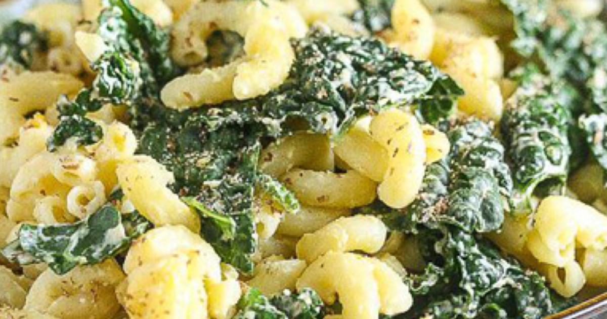 Kale and Cheddar Macaroni and Cheese Dreamfields Foods